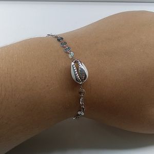 2/$20 Pura Vida seashell bracelet.